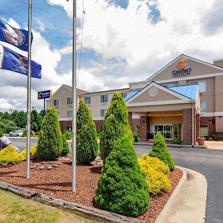 Comfort Inn & Suites Hillsville I-77 Exterior foto