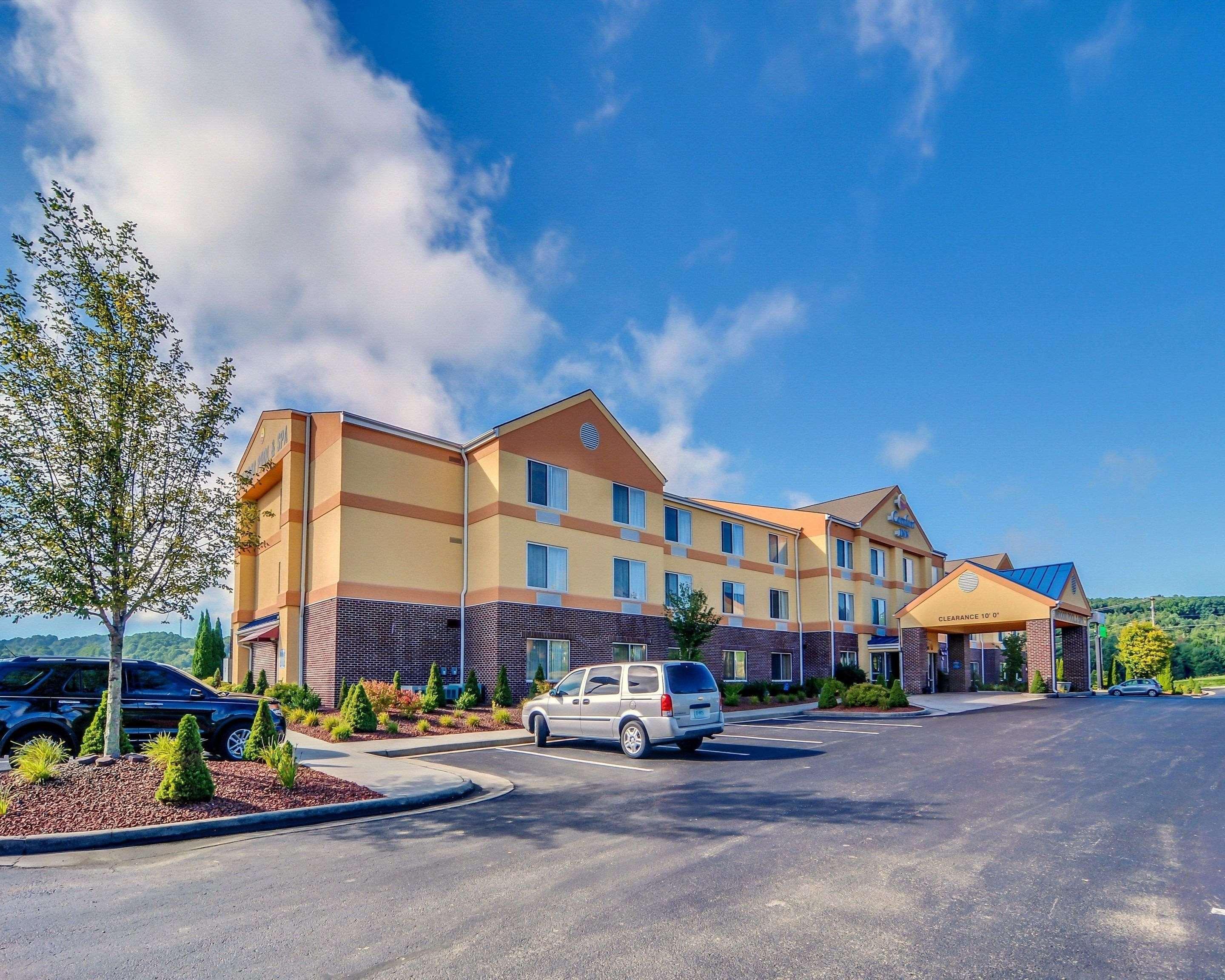 Comfort Inn & Suites Hillsville I-77 Exterior foto