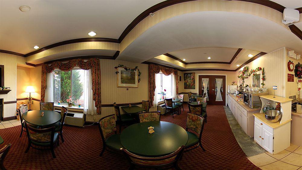 Comfort Inn & Suites Hillsville I-77 Exterior foto